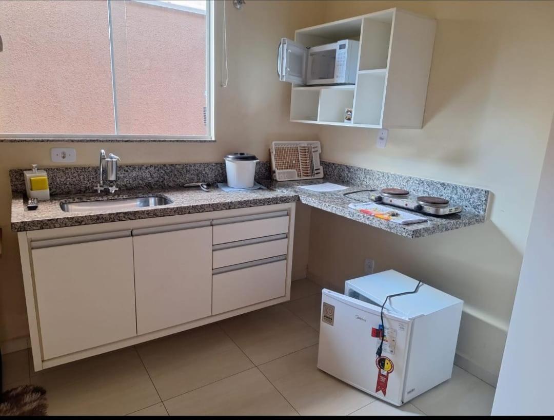 Kitnets Dona Lucia Sjc Lägenhet São José dos Campos Exteriör bild